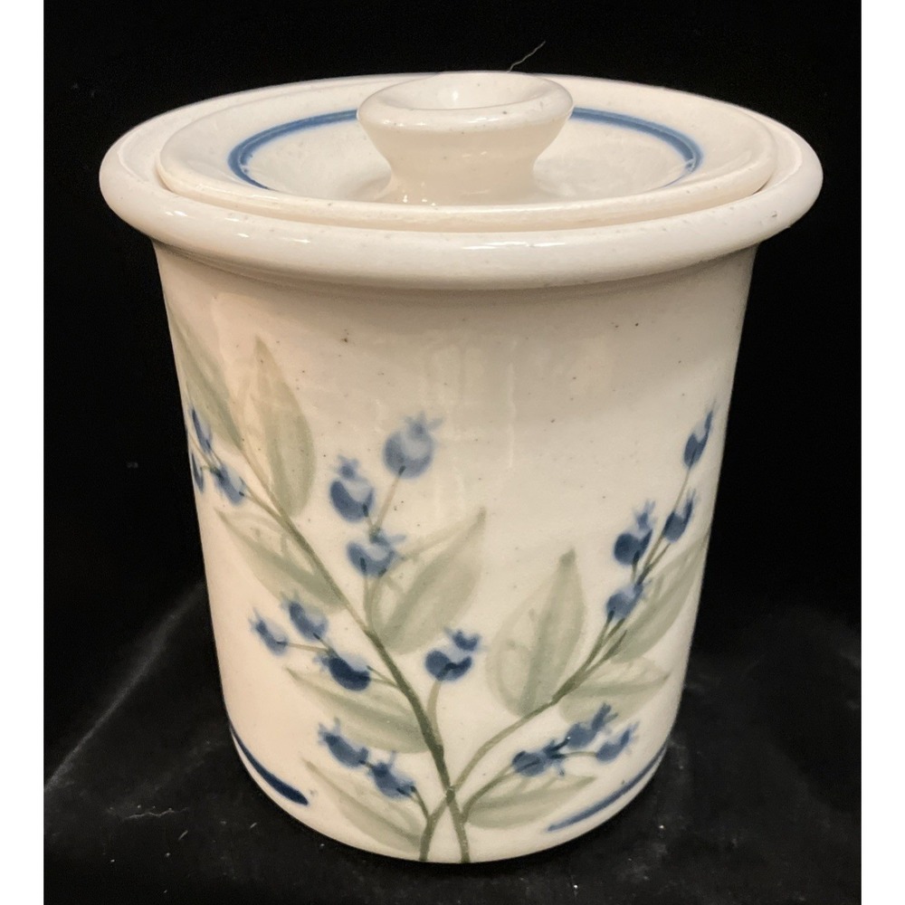 Union Stoneware Maine Crock Blueberry Floral Blue Vintage Handmade Pottery W/Lid